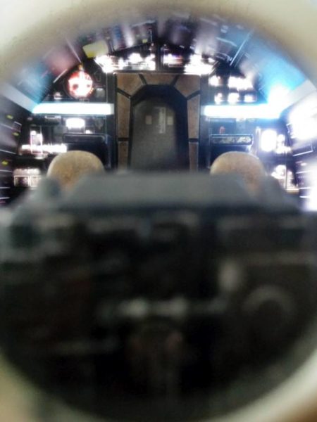 Cockpit 19