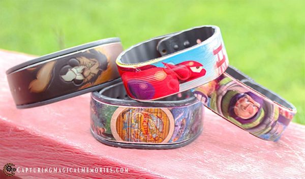 Customize your Disney MagicBand with waterslide decals.
