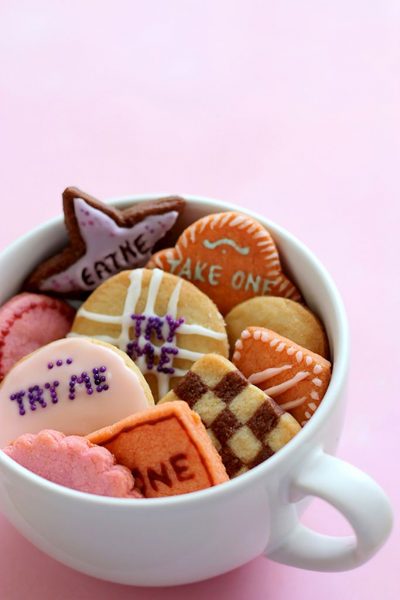 "Alice in Wonderland" Cookies