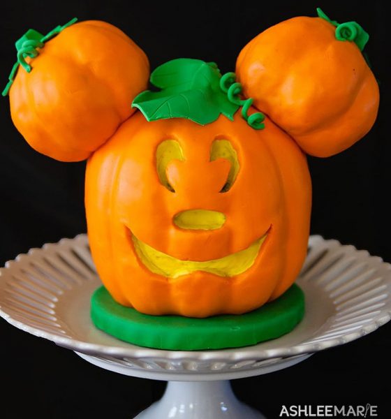 Jack-O-Lantern Mickey Mouse Cake
