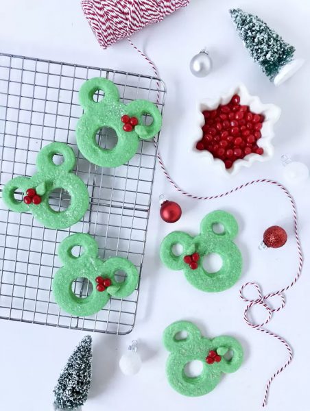 Mickey-Shaped Wreath Cookies