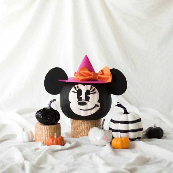 Witch Minnie Pumpkin