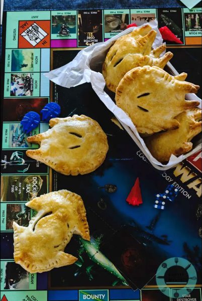 "Star Wars" Meat Pies