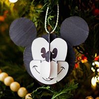 Mickey Pop-Up Ornament